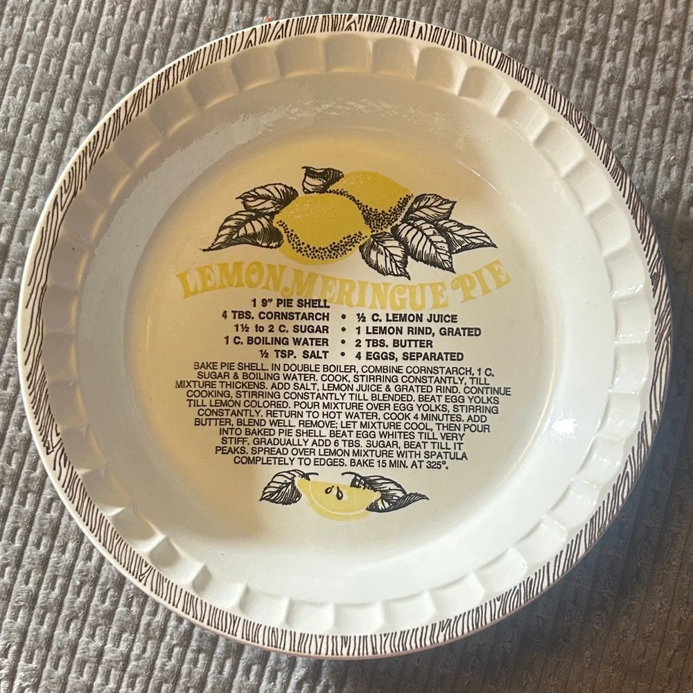 Lemon Meringue Pie Ceramic Serving Plate - Yellow